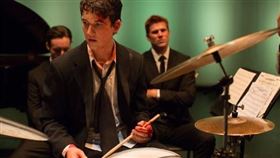 麥爾斯·泰勒演出《進擊的鼓手》演技自然生動。（圖／《進擊的鼓手》劇照）