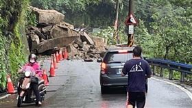 五峰,落石,南清公路,（圖／新竹縣議員張益生提供） 