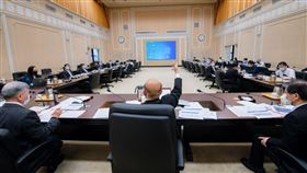 行政院長蘇貞昌31日召開防疫會議。（圖／行政院提供)