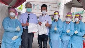 新冠肺炎,三級警戒,嘉義,防疫物資,網紅鳳梨