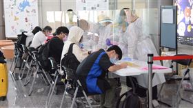 快篩，篩檢站，澎湖機場，澎湖擬入境者「全面篩檢」！拒絕就強制集中檢疫14天 （圖／翻攝自澎湖縣政府）