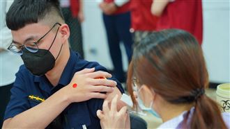 警開打疫苗　侯友宜：不讓警孤立無援