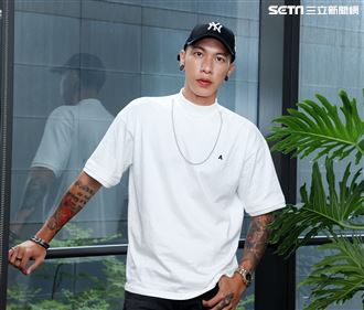 「全明星」小春三立新聞網專訪。（記者邱榮吉/攝影）