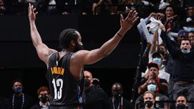 ▲哈登（James Harden）34分10籃板10助攻「大三元」。（圖／翻攝自籃網推特）