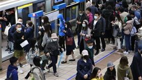 捷運、口罩(圖/記者林聖凱攝影)