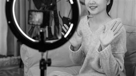 女直播主指控被騙介紹導演而被性侵。（示意圖、非當事者／pixabay）