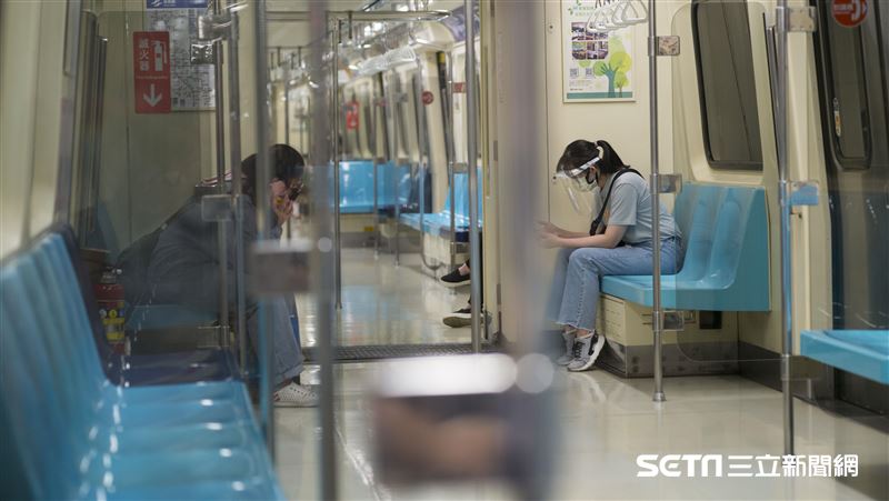 一堆人吵要疫苗　前線醫師：不切實際