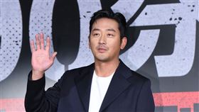 韓國男星河正宇.李善均.導演金秉祐來台宣傳電影