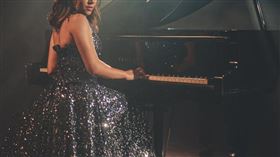 藝文工作，彈鋼琴。（圖／翻攝自免費圖庫pexels）