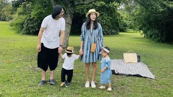 居家運動！瑪莎老婆「川字腹肌」辣翻