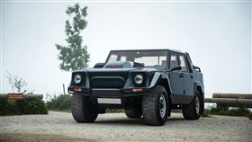 ▲藍寶堅尼首款休旅LM002。（圖／翻攝RMsothebys網站）