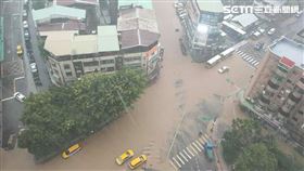 台北市信義區松仁路淹水 翻攝自臉書信義三兩事