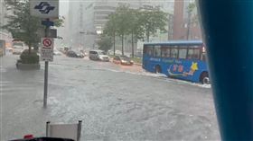 忠孝東路,微風信義,忠孝敦化站,台北