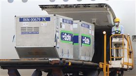 日本送來AZ疫苗(CDC提供)