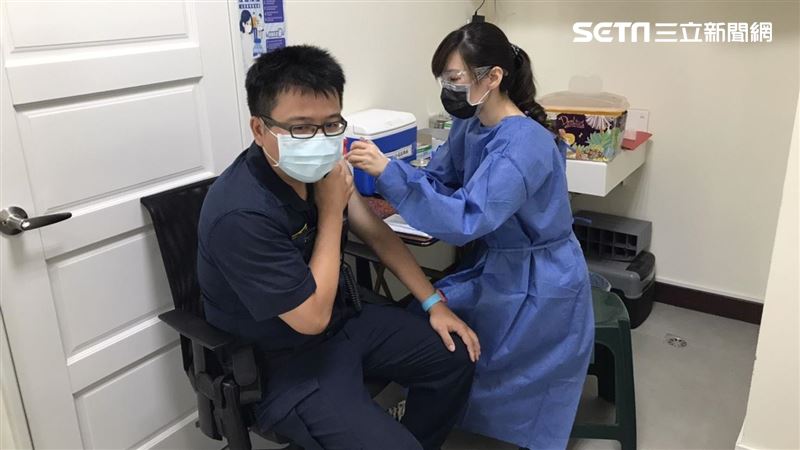 行政院：公費疫苗明起全台免費接種
