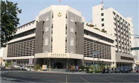 高雄警所志工發燒疑陽性　26人隔離(圖/翻攝自高雄市警局官網)