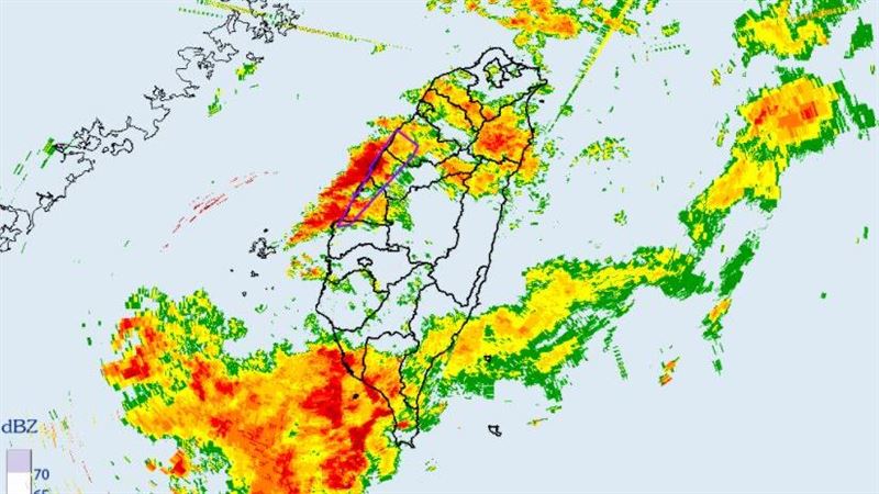新／雨區北移！苗中彰雲慎防大雷雨
