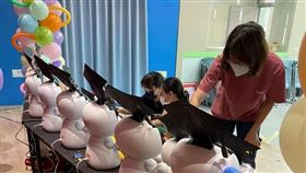 線上畢典被酸「告別式」！曹公國小校長沉痛：染上了一些灰（圖／翻攝自高雄市曹公國小臉書）