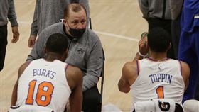 ▲尼克總教練席柏杜（Tom Thibodeau）獲選年度最佳教練。（圖／美聯社／達志影像）