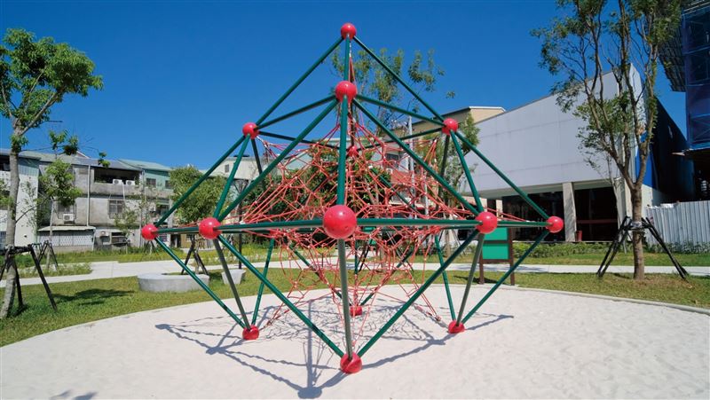 陪伴孩子快樂成長　最佳放電美樂地