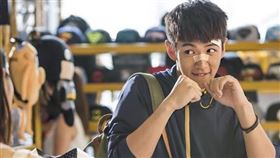 柯震東積極翻轉形象，經常開播與粉絲互動。（圖／翻攝自柯震東IG）