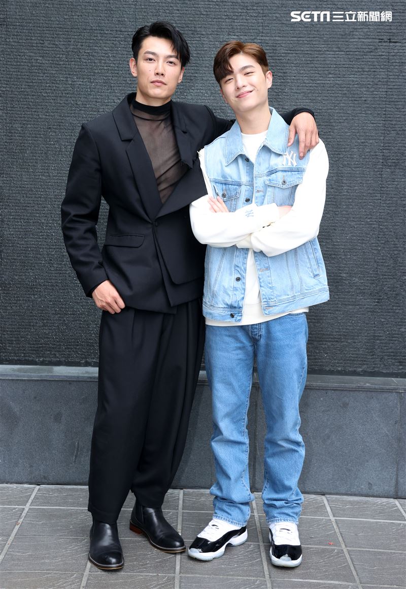 王碩漢、賴東賢三立新聞網專訪。（記者邱榮吉/攝影）