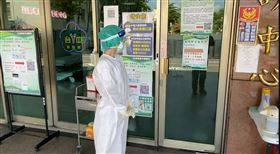 國軍台中總醫院,院內感染,急診,住院,快篩,新冠肺炎，專責護理師確診
