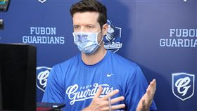 羅力接受視訊訪問。（圖／富邦悍將提供）