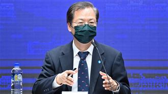 公投後變數少　估明年經濟成長逾4%