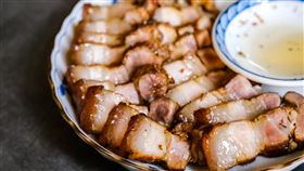 遠距也能當酒肉好友！台北五大美食名店合體推煙燻燒肉組（圖／KKDAY提供）