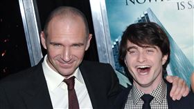 「哈利波特」的丹尼爾雷德克里夫、「佛地魔」雷夫·范恩斯(圖美聯社達志影像)
