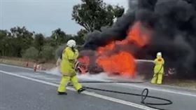 ▲澳洲高速公路車禍。（圖／翻攝自推特）