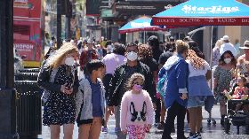 美國疫苗普及  國內旅遊復甦