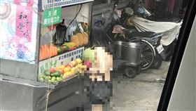 台中市，裸女，口罩，逛大街