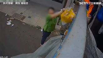 大媽倒垃圾用甩的　玻璃險砸清潔員
