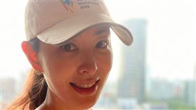 藝人賈永婕在得知現在醫院缺「救命神器」高流量氧氣鼻導管全配系統（HFNC），之後，她聯繫原廠、募資捐贈（圖／翻攝自賈永婕的跑跳人生）