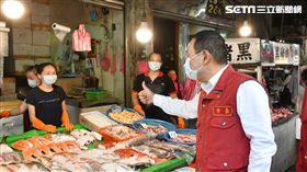 侯友宜視察樹林市場，菜市場（圖／新北市府提供）