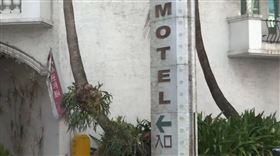 45歲男子，汽車旅館摩鐵猝死，25歲女子，網友，喝酒