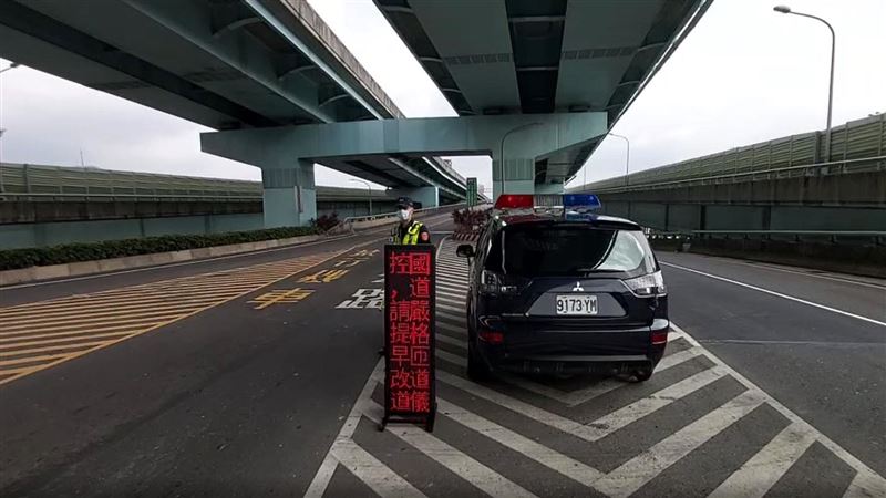 1公里塞2小時　警曝車陣停等時間