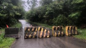 蘇澳封里！居民爆：救護車繞不出去（圖／翻攝自爆廢公社公開版臉書）