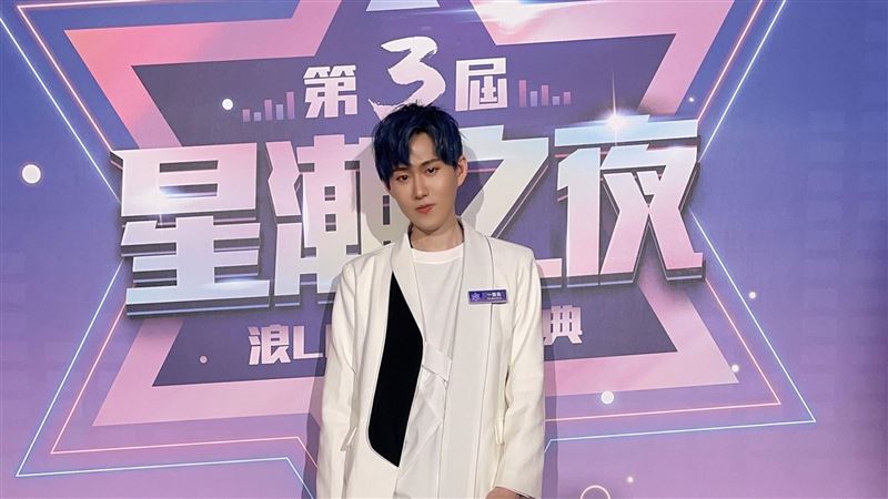男星快篩陽性急送醫　「眼前一片黑」