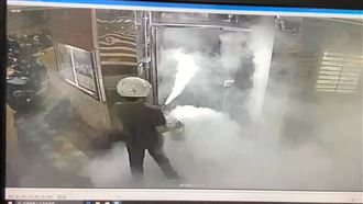 找嘸友談心　男竟拿滅火器狂噴ATM