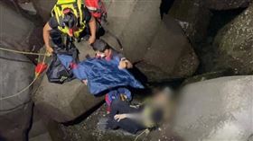 台中,台中港,夜釣,消波塊,商港法（圖／翻攝畫面）