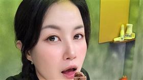 觀月雛乃近年轉行開餐廳。(圖/翻攝臉書)
