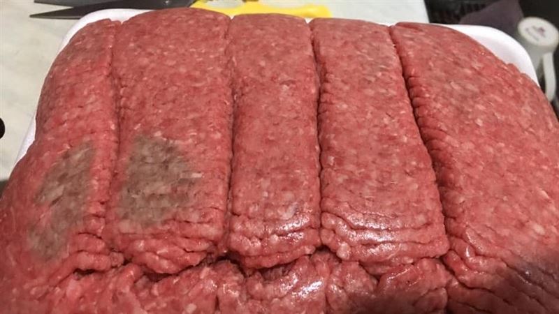 牛肉打開就變黑是壞了？知情人揭真相