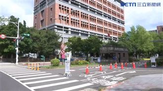 台大法學院爆1確診　拖3天公布挨轟