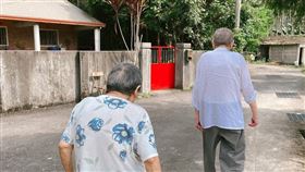 90歲阿公阿嬤「搶不到疫苗」！網紅轟林明溱：笑掉我大牙（圖／翻攝自coindevanity IG）