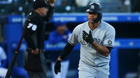 ▲桑契斯（Gary Sanchez）炸裂柳賢振。（圖／翻攝自洋基推特）