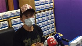 吳宗憲今出面說明捐贈普篩劑一事。（圖／容易文創提供）