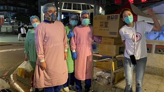 直擊醫護狀態　賈永婕：他們很強大的